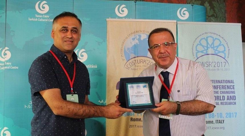 Sel&ccedil;uk &Uuml;niversitesi İtalya&rsquo;da 3 Kongreye Başkanlık Yaptı