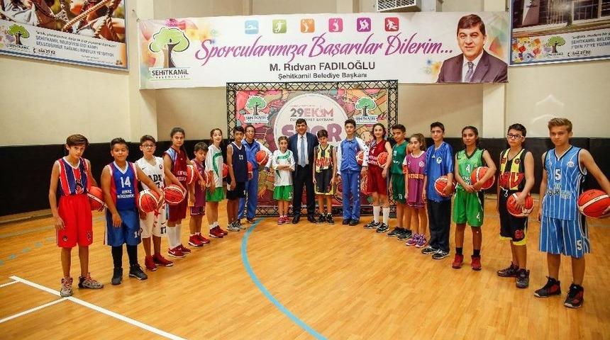 Şehitkamil Belediyesinden Beşi Bir Yerde Organizasyon