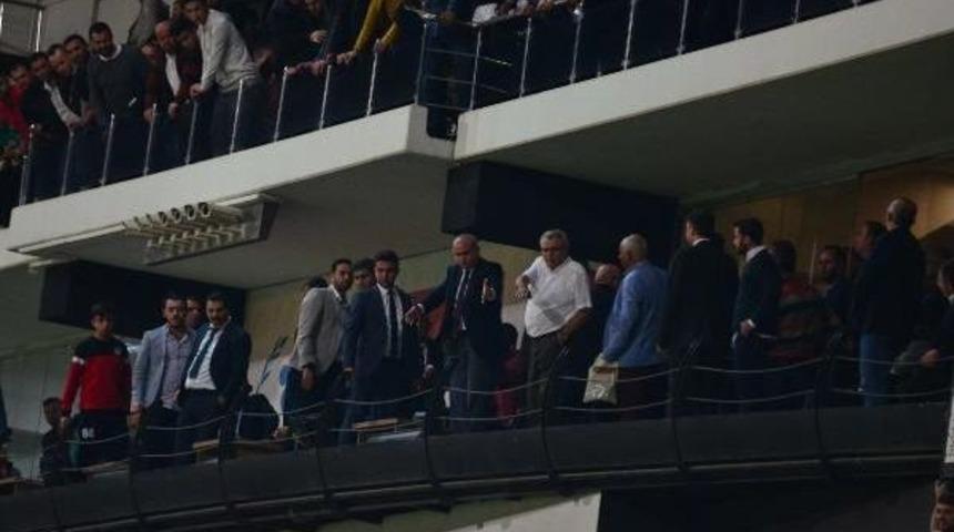 Manisaspor K&ouml;t&uuml; Gidişe &Ccedil;are Bulamadı