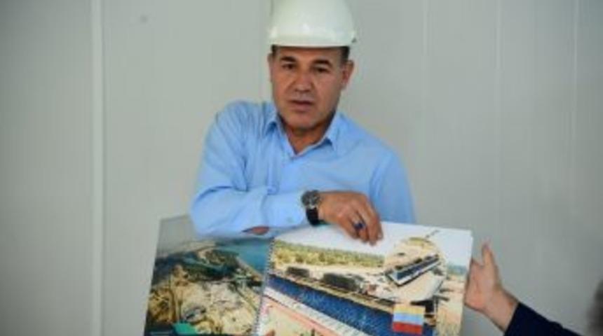 Sözlü: "köprü Kredisinin Geciktirilmesi Adana Halkına Eziyet, Milli Ekonomiye Zarardır"