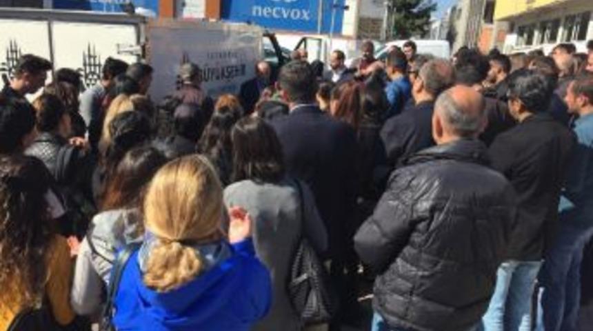 Ezgi Hoca İ&ccedil;in Adli Tıp &Ouml;n&uuml;nde G&ouml;zyaşları İ&ccedil;inde Helallik Alındı