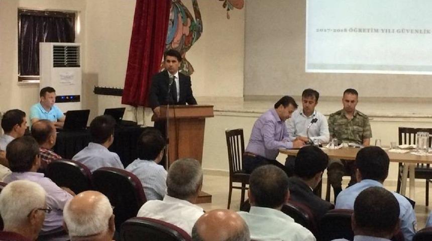 İskenderun&rsquo;da Okul G&uuml;venliği Toplantısı Yapıldı