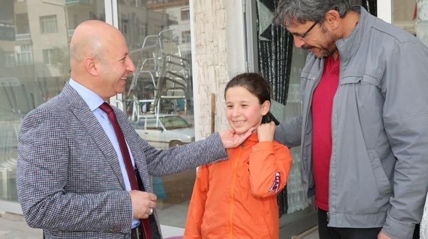 Başkan &Ccedil;olakbayrakdar Yeni Nesil Pazar Yerini İnceledi