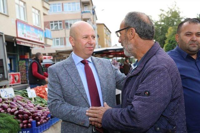 Başkan Çolakbayrakdar Yeni Nesil Pazar Yerini İnceledi