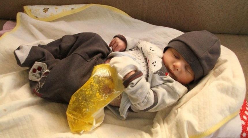 Eve G&ouml;nderilen Bebeğin Makatının Kapalı Olduğu 3 G&uuml;n Sonra Fark Edildi