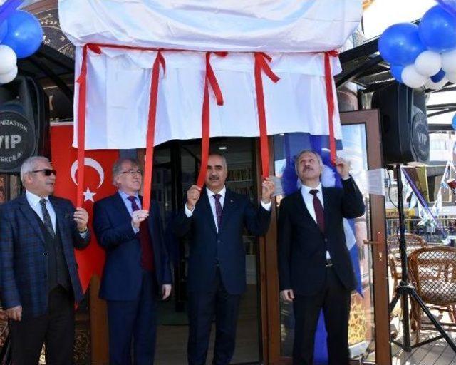 'cafe' Ismi 'otağı' Olarak Değiştirildi