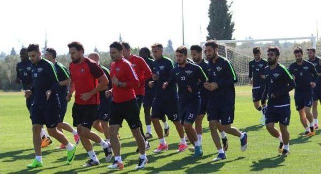 Akhisarspor'da Üst Üste Alınan 2 Galibiyet Motivasyonu Yükseltti