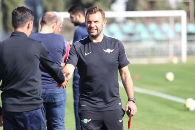 Akhisarspor'da Üst Üste Alınan 2 Galibiyet Motivasyonu Yükseltti