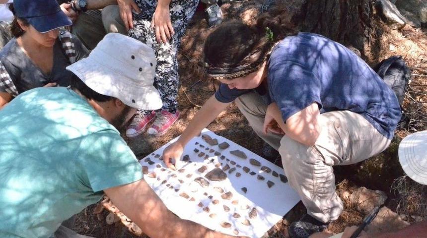 Kazılarda Bin 200 Yıllık Kilise Bulundu
