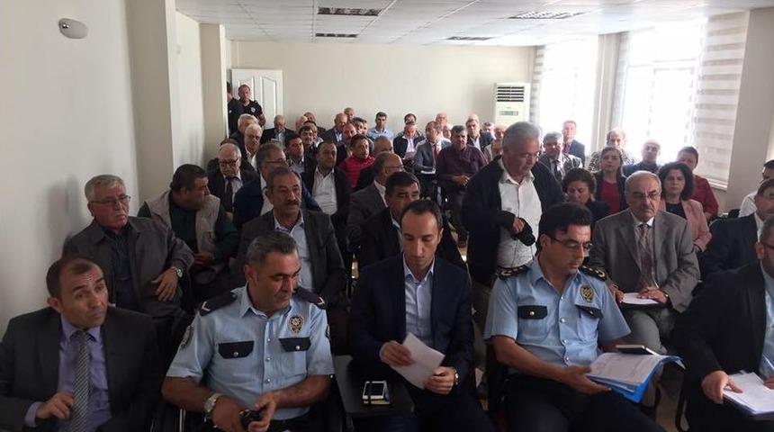 S&ouml;ke Kaymakamı Kurtbeyoğlu, Muhtarlarla Daire Amirlerini Bir Araya Getirdi