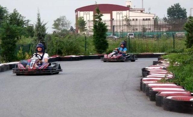 Go-Kart Aracına Şalı Dolanan Hemşirenin Ailesi Tepkili