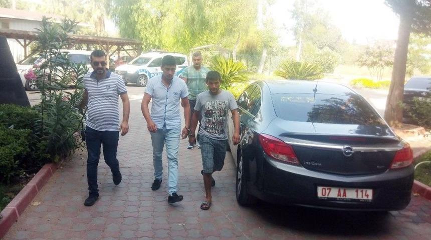 Antalya&rsquo;da Uyuşturucu Operasyonu: 2 G&ouml;zaltı