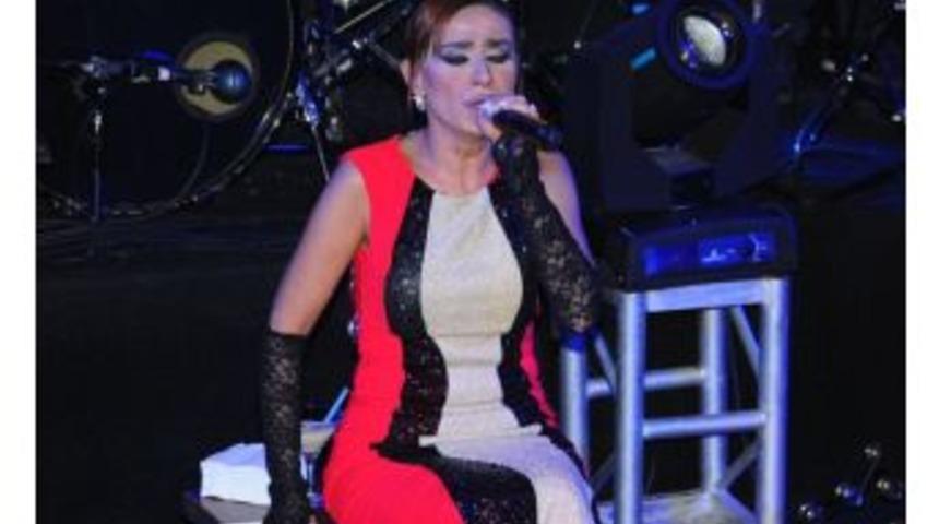 Yıldız Tibe İzmirlilere &Ouml;zel Konser Verecek