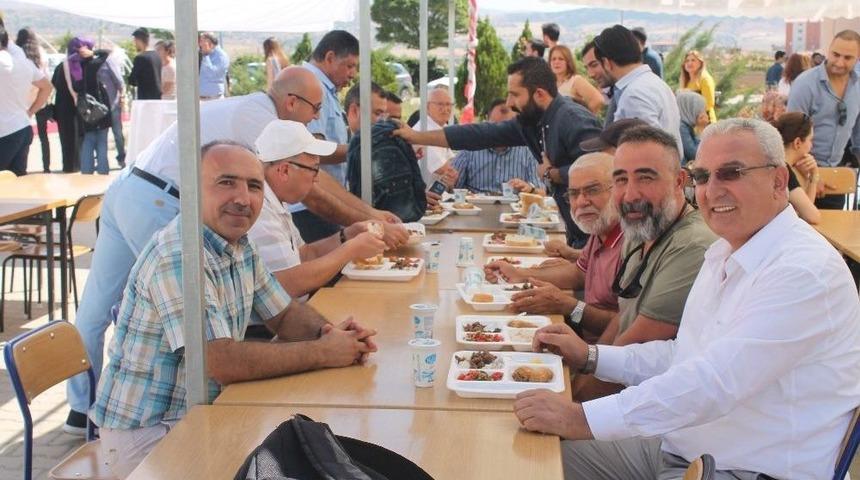 Kırıkkale Fen Lisesinde Mezuniyet Pilavı