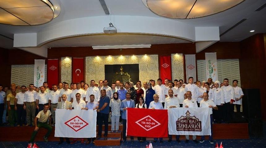 Şah İnn Paradise İki Ayrı Belgeyi Birden Aldı