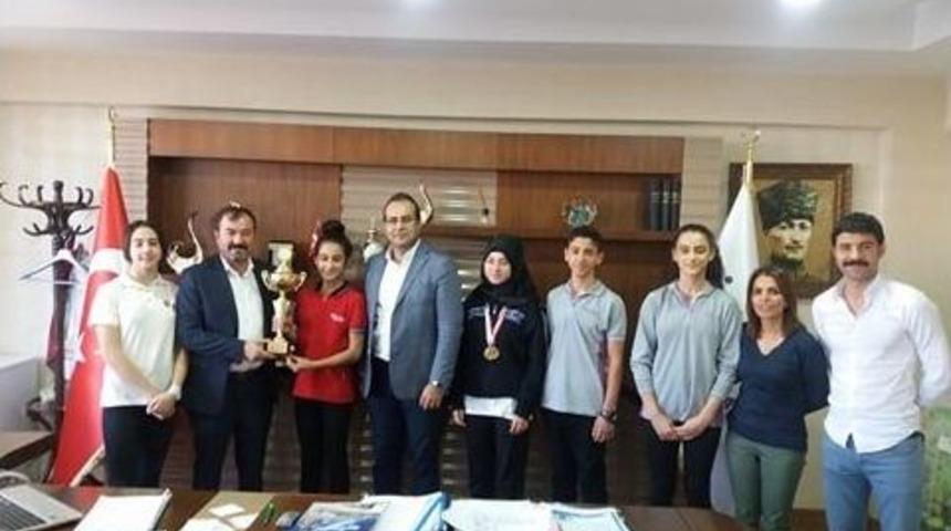 &Ouml;ğrencilerden Oluşan Karate Takımı B&ouml;lge Şampiyonu Oldu