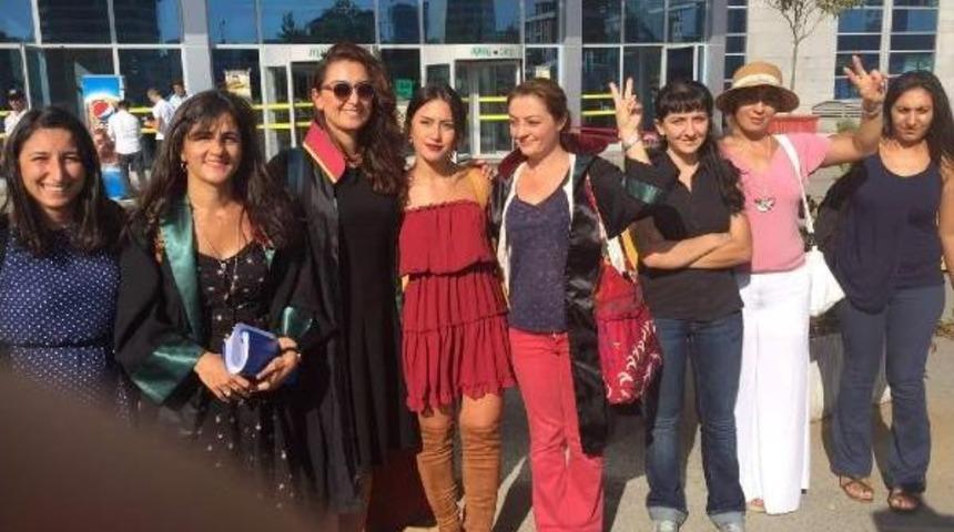 Şortlu Kız Davasında Karar; Sanık Iki Su&ccedil;tan 3 Yıl 4 Ay Hapis Cezasına &Ccedil;arptırıldı