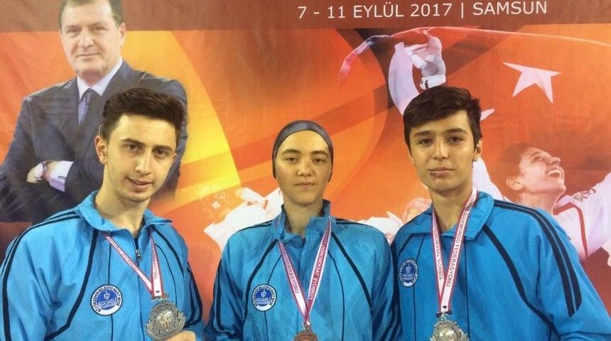 T&uuml;rkiye Tekvando Şampiyonasında Kağıtspor&rsquo;a 3 Madalya
