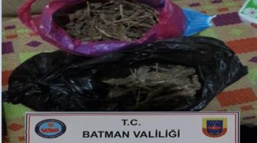 Bismil&rsquo;de 1 Kilo 874 Gram Esrar Ele Ge&ccedil;irildi