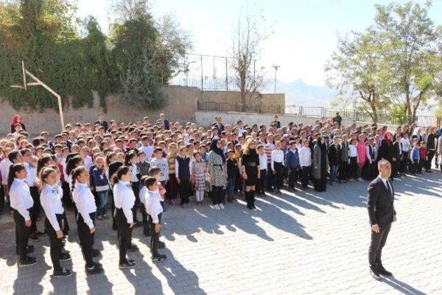 Tügva Temsilcisi Som: Aşure Ilk Olarak Hz. Nuh Döneminde Cudi'de Yapıldı