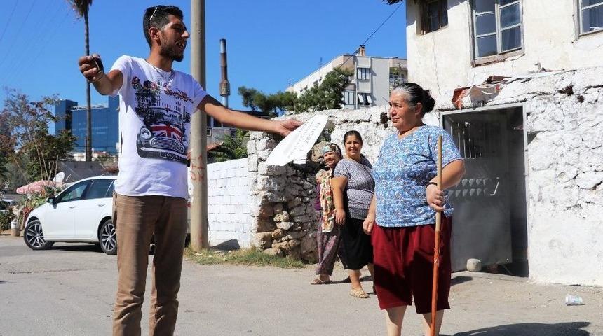 &lsquo;hırsız T&uuml;m Evleri Soyacakmış&rsquo; Dedikodusu Mahalleliyi Ayağa Kaldırdı