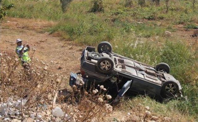 Şanlıurfa'da Otomobil Devrildi: 4 Yaralı