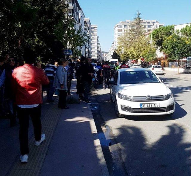 Yunus Ekibi Trafik Kazası Geçirdi: 1 Polis Yaralı