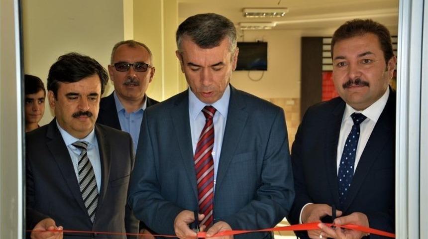 Edremit İmam Hatip Lisesi &Ouml;ğrencileri Z-k&uuml;t&uuml;phane İle Tanıştı