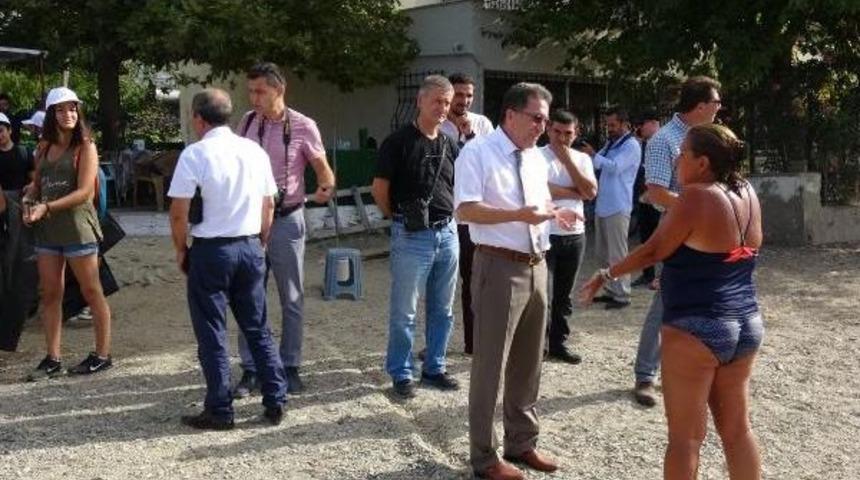 Liselilerden Edremit Sahillerinde Temizlik