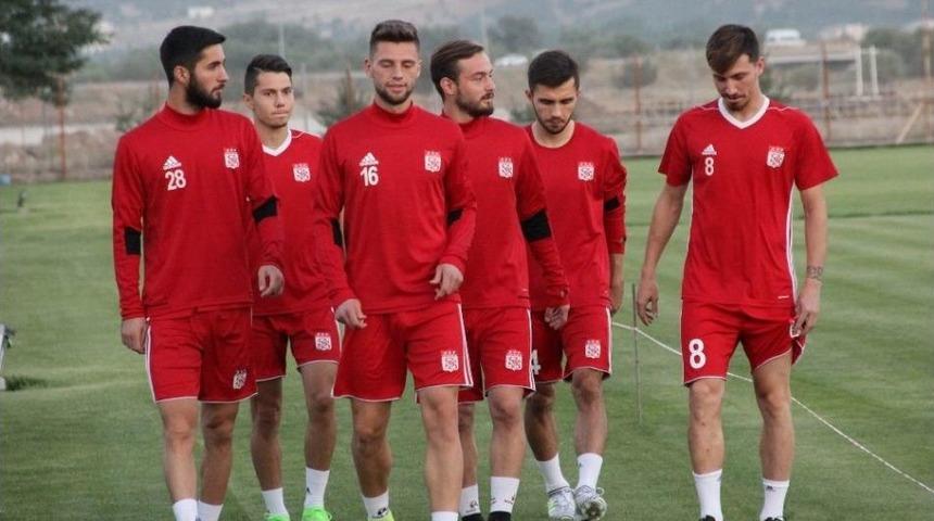 Aybaba: "yabancı Oyuncu Sayısının Arkasına Sığınmasınlar"