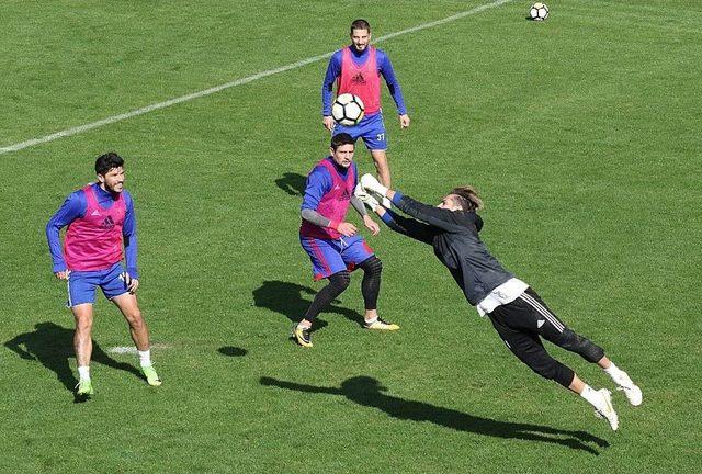Karab&uuml;kspor&rsquo;da Osmanlıspor Hazırlıkları S&uuml;r&uuml;yor 1