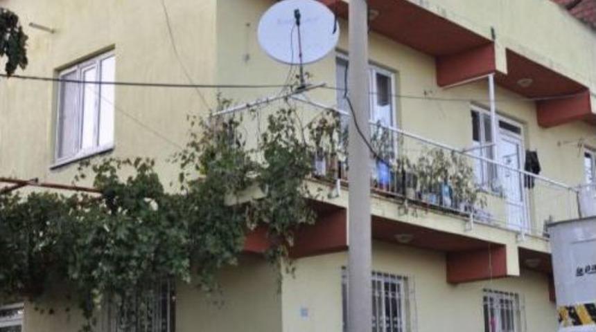 Komşusunun Evindeki&nbsp;Yangını G&ouml;ren Kadın Kalp Krizi Ge&ccedil;irerek &Ouml;ld&uuml;