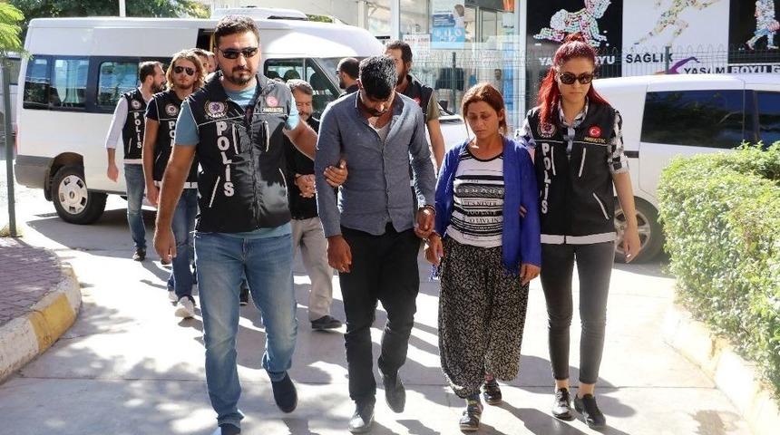 Antalya&rsquo;da Uyuşturucu Operasyonu: 8 G&ouml;zaltı