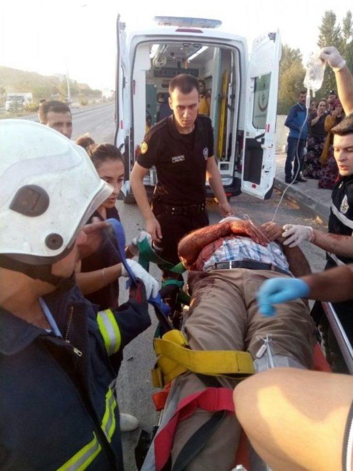 Van’da Trafik Kazası: 4 Yaralı G3