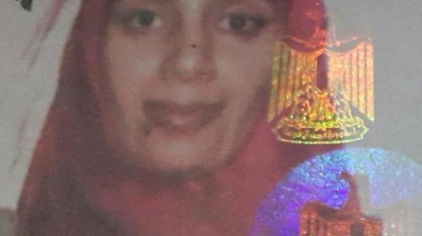 Eşini Ve Misafirini &Ouml;ld&uuml;r&uuml;p, &Ccedil;ocuğuyla Ka&ccedil;tı