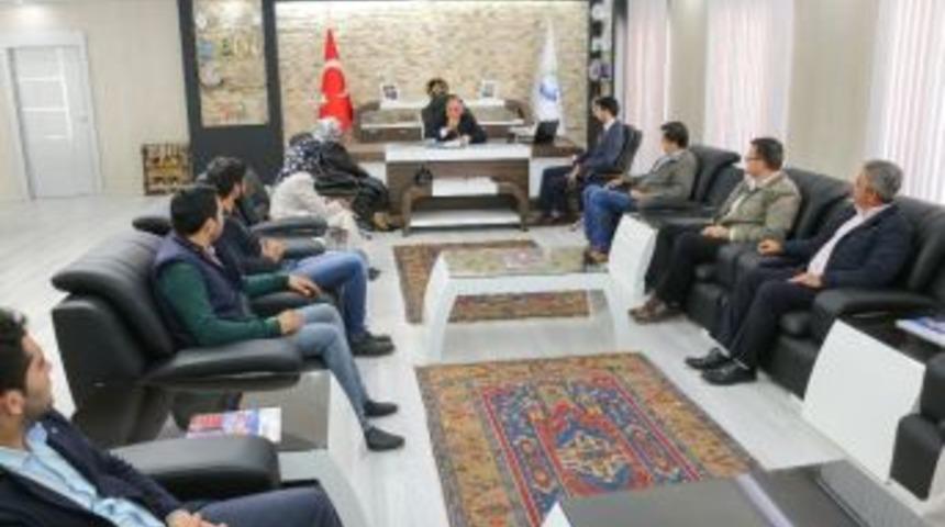 Ak Parti Yahyalı Teşkilatından Belediyeye Ziyaret