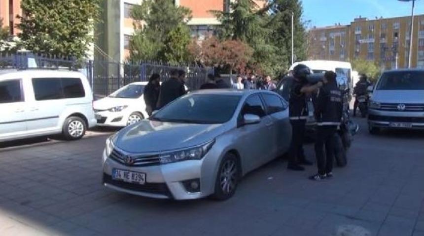 Gaziosmanpaşa'da Okul &Ccedil;evrelerinde Ve Metruk Binalarda Uyuşturucu Denetimi