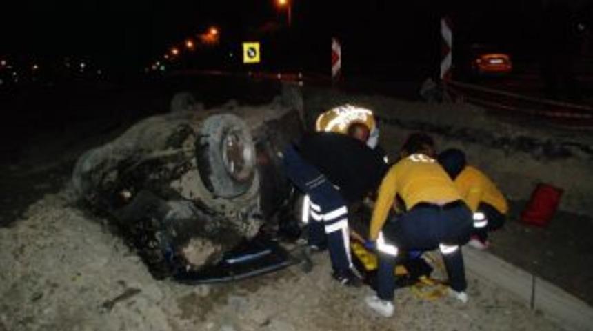 &Ccedil;ukura D&uuml;şen Aracın S&uuml;r&uuml;c&uuml;s&uuml; Yaralandı