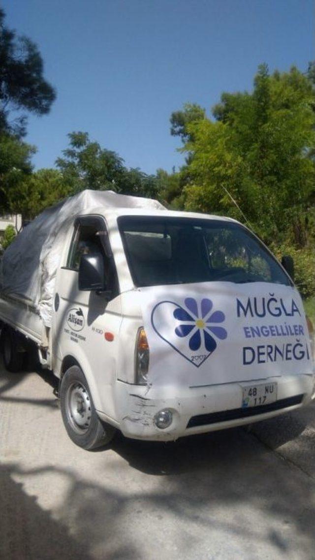 Muğla Engelliler Derneği&rsquo;nden Zeytink&ouml;y&rsquo;e Yardım Eli 2