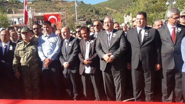 Ailesi Endişelenmesin Diye Görev Yerini Saklayan Şehit Uzman Çavuş Defnedildi G3