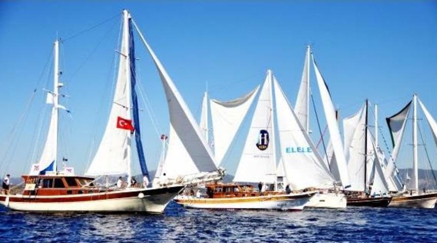 Bodrum'da Yatlar Ege'ye A&ccedil;ıldı