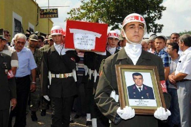 Pkk lı Teröristi, Yağmaladığı 42 Numara Ayakkabı Yakalatmış 1