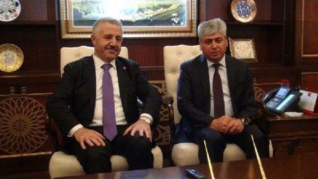 Bak&uuml;-Tiflis-Kars Demiryolu Hattında, Ilk Tren Seferi 30 Ekim de 1