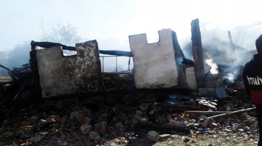 Kastamonu&rsquo;da Bir Ev Yandı