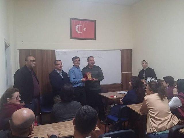 T&uuml;rkav Eğitim Seminerleri Devam Ediyor 1