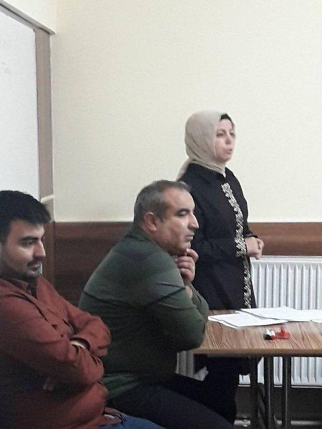 T&uuml;rkav Eğitim Seminerleri Devam Ediyor 2
