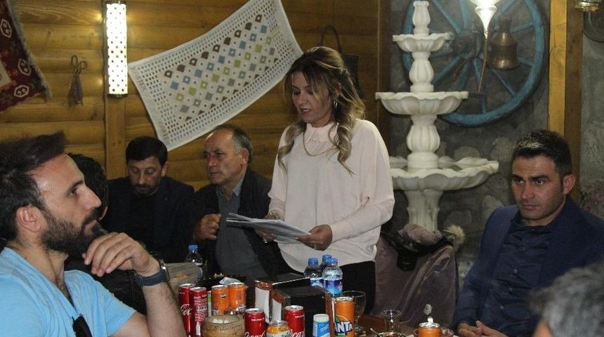 Atso Se&ccedil;imlerine Doğru