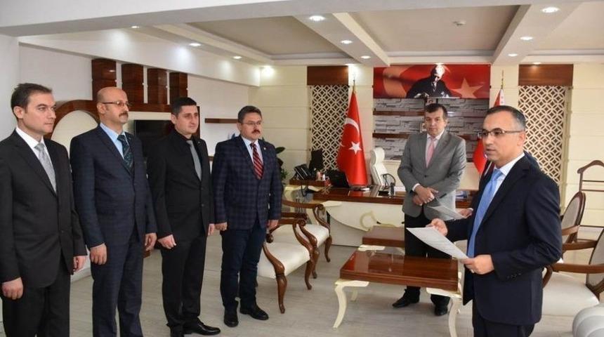 Vali &Ccedil;eber, İl Emniyet M&uuml;d&uuml;rl&uuml;ğ&uuml;n&uuml; Ziyaret Etti