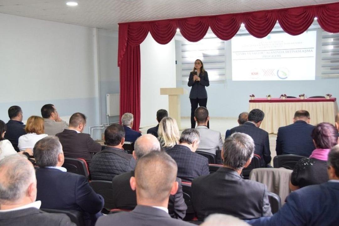 D&uuml;zce &Uuml;niversitesi G&ouml;lyaka Ve Kaynaşlı&rsquo;da Sağlık Ve &Ccedil;evre Alanlarıyla İlgili Projeleri Anlattı