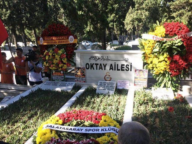 Metin Oktay, Kabri Başında Anıldı